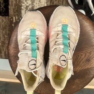 Size 6.5 - Nike Crater Impact Black/Green Glow/Summit White/Sunset 2012